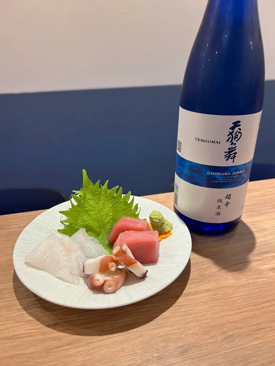 ダイニング薫 · 4